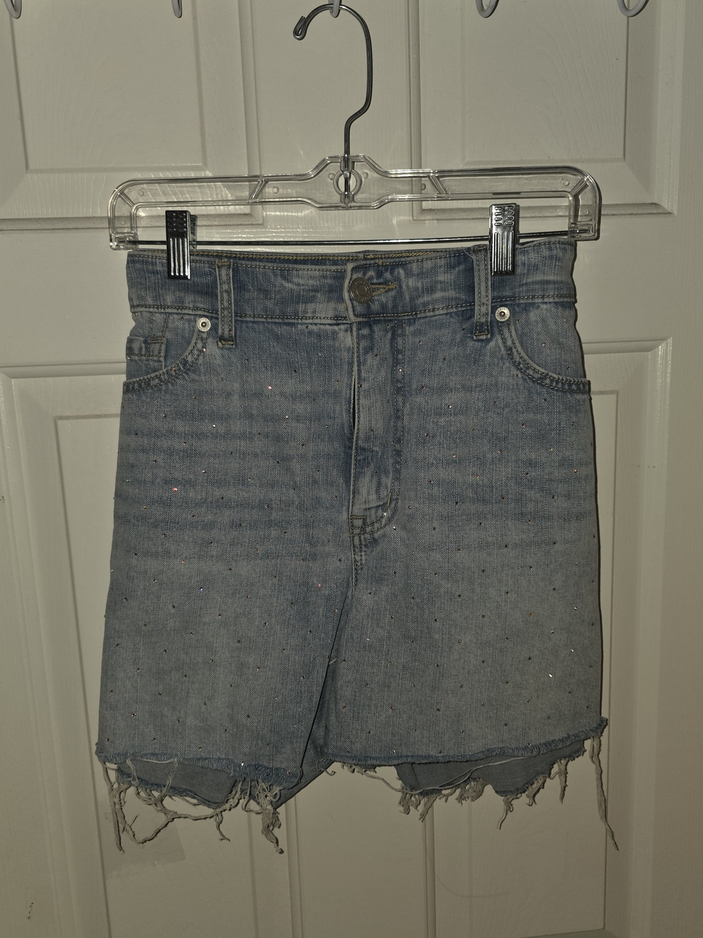 Rhinestone Distressed Light Wash Denim Shorts-Torrid